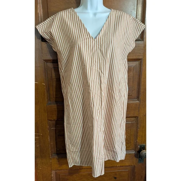 Madewell Button Back Easy Striped Dress - Picture 5 of 13